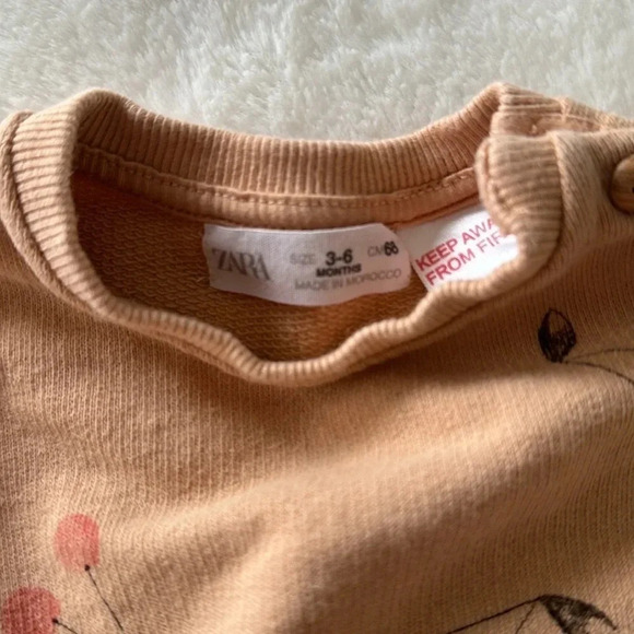Zara baby tan cherry print sweatshirt size 3-6 months - Picture 4 of 4